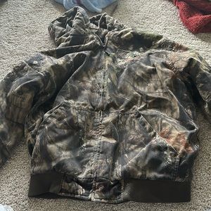 very comfy mossy oak hoodie!